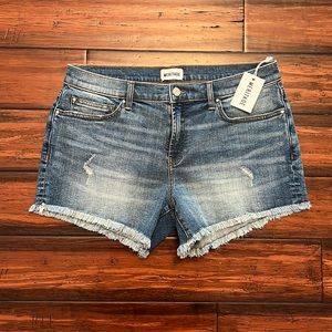 NWT! Size 31 Meritage Distressed Jean Short